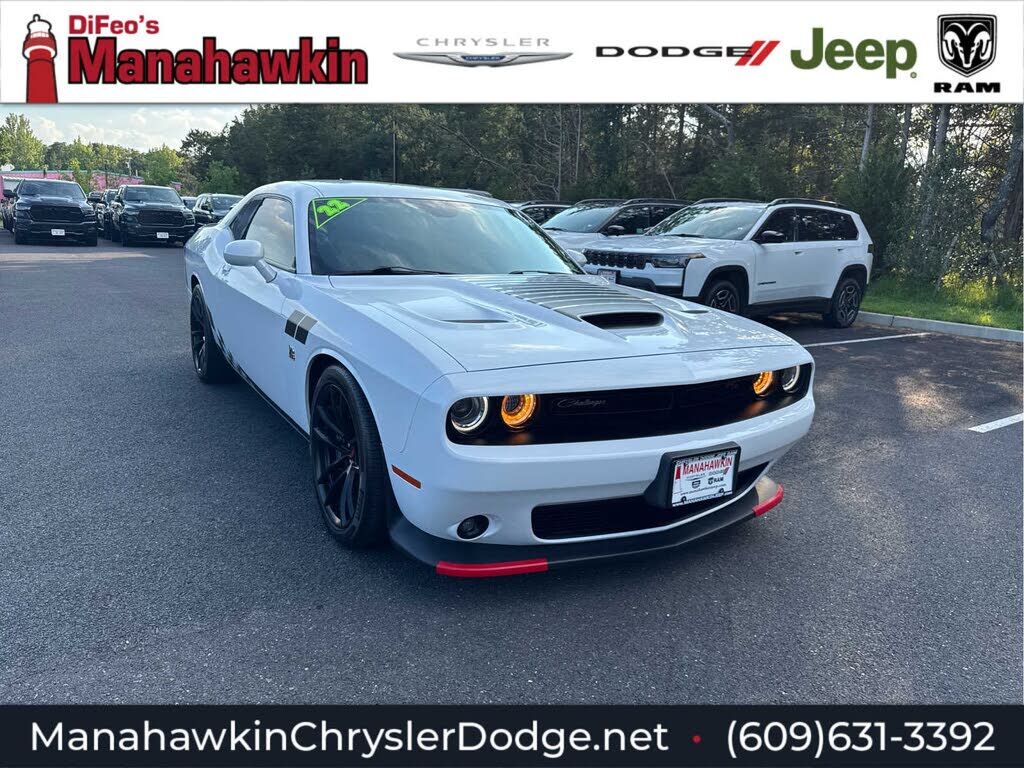 2022 DODGE Challenger