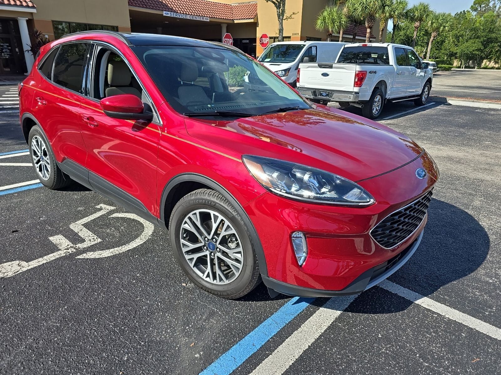 2021 FORD Escape