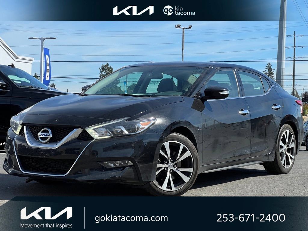 2017 NISSAN Maxima