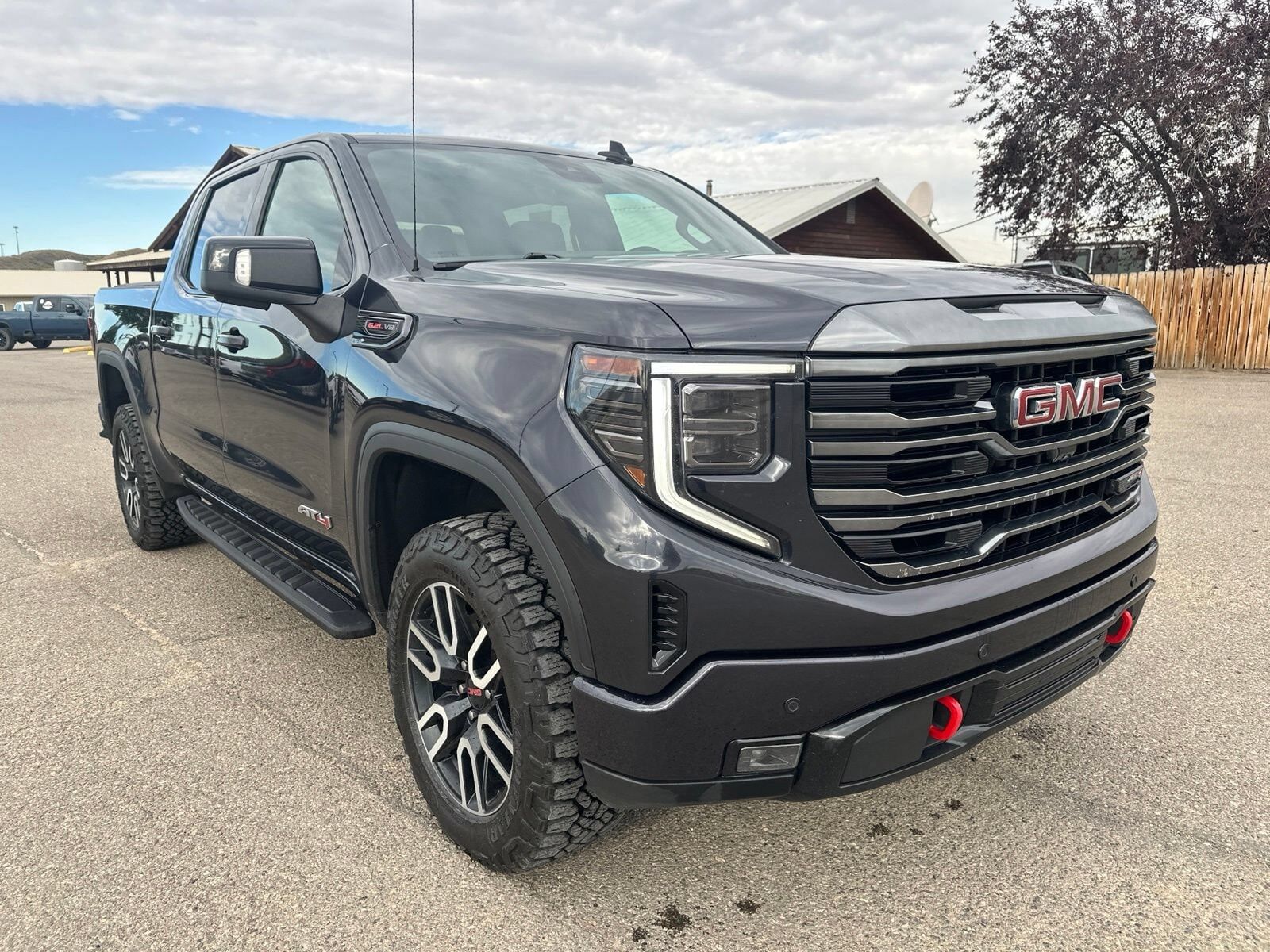 2024 GMC Sierra