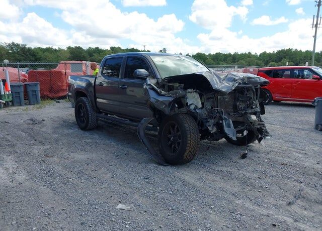 2017 TOYOTA Tacoma