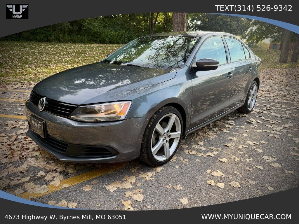 2011 VOLKSWAGEN Jetta