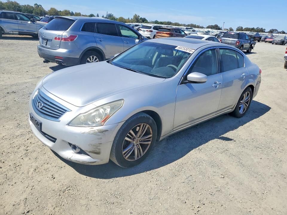 2011 INFINITI G25