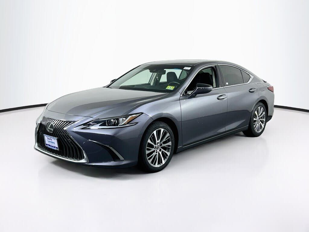 2021 LEXUS ES
