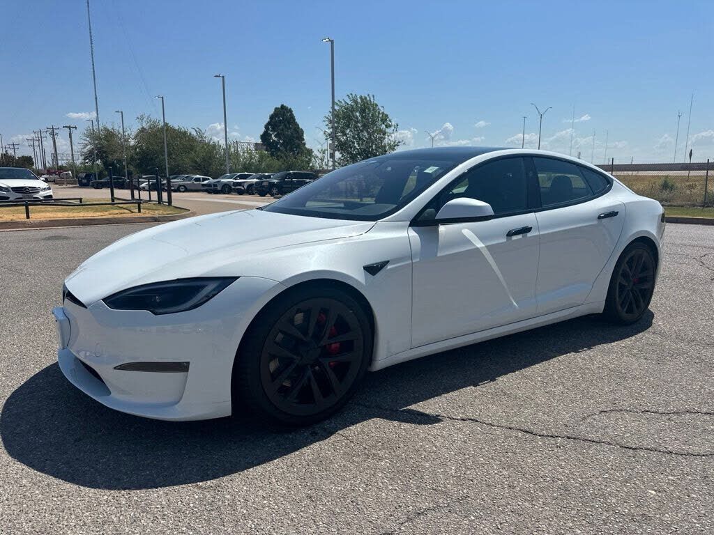 2024 TESLA Model S
