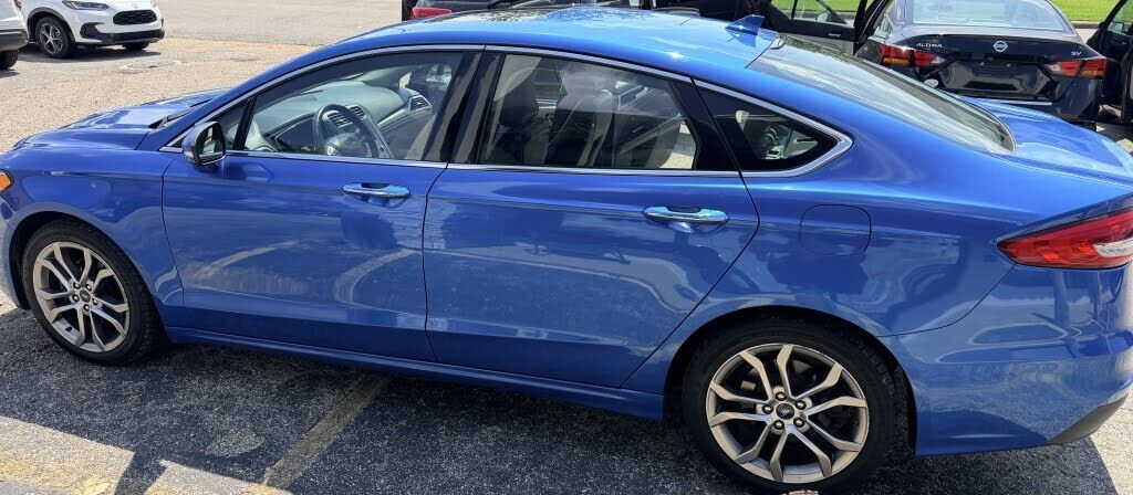 2019 FORD Fusion