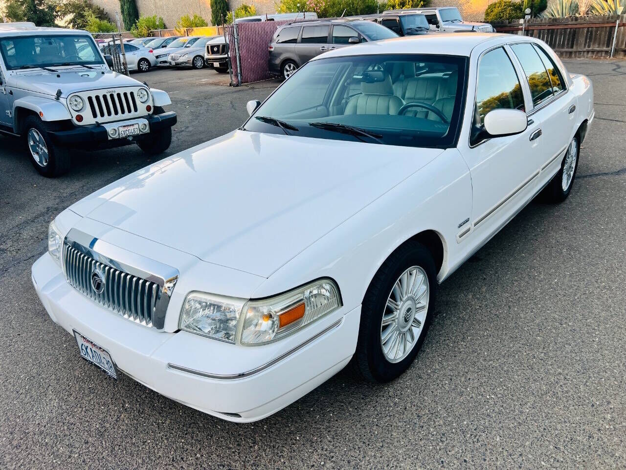 2010 MERCURY Grand Marquis