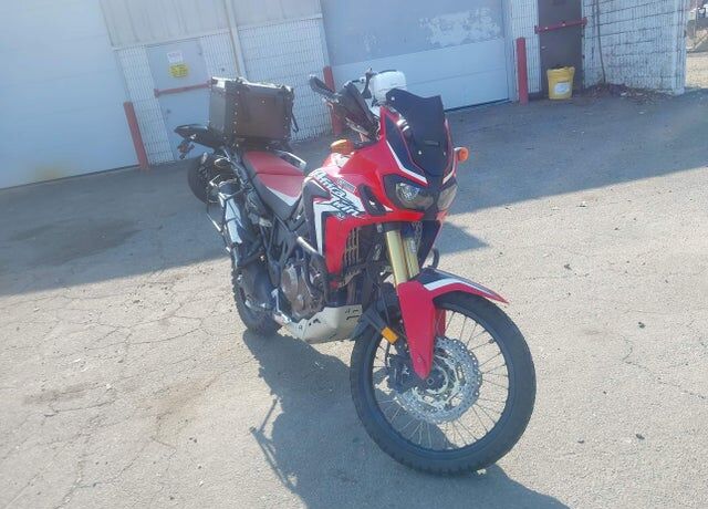 2016 HONDA CRF1000
