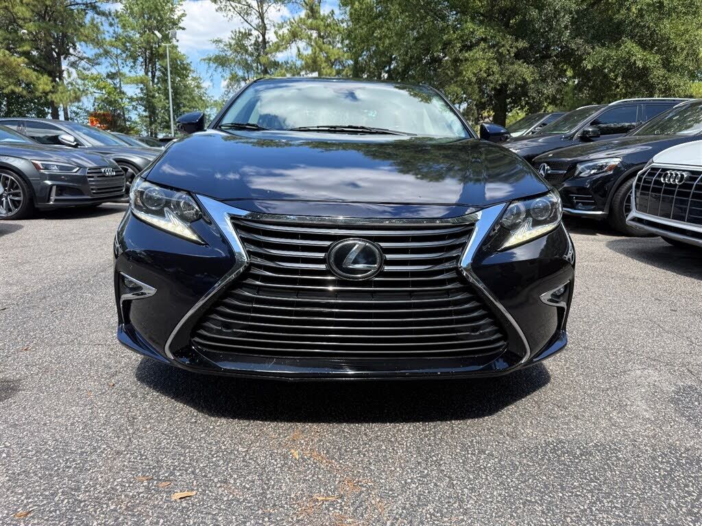 2016 Lexus ES
