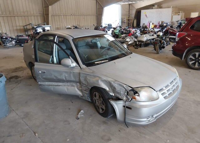 2005 HYUNDAI Accent