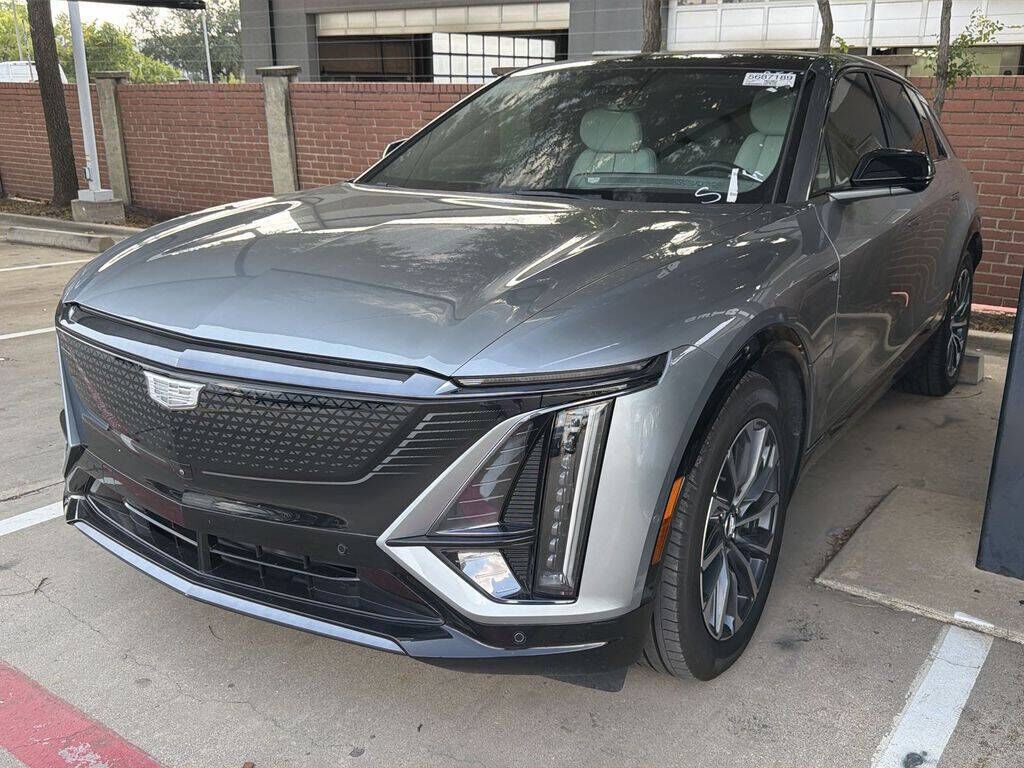 2024 CADILLAC Lyriq