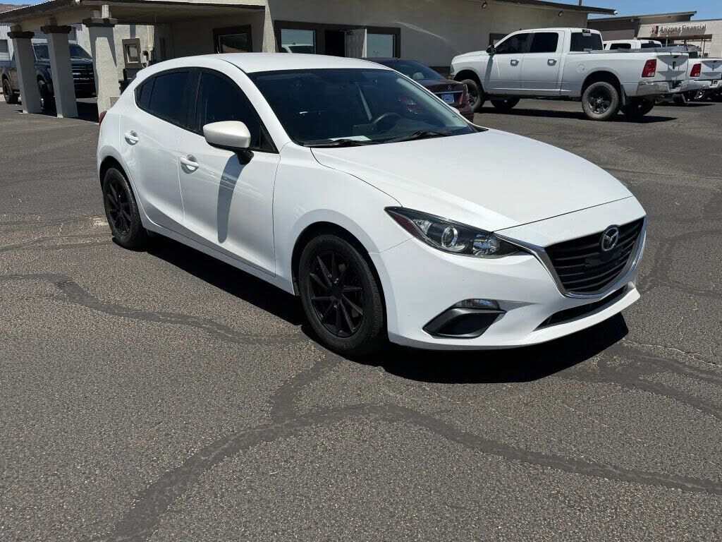 2015 MAZDA Mazda3