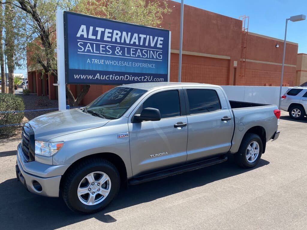 2010 TOYOTA Tundra