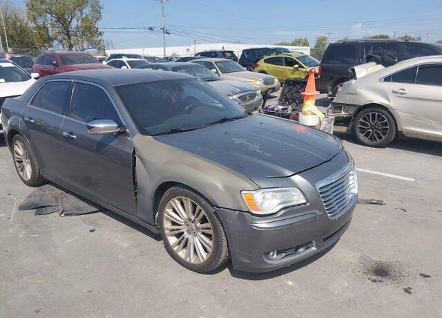 2011 CHRYSLER 300C