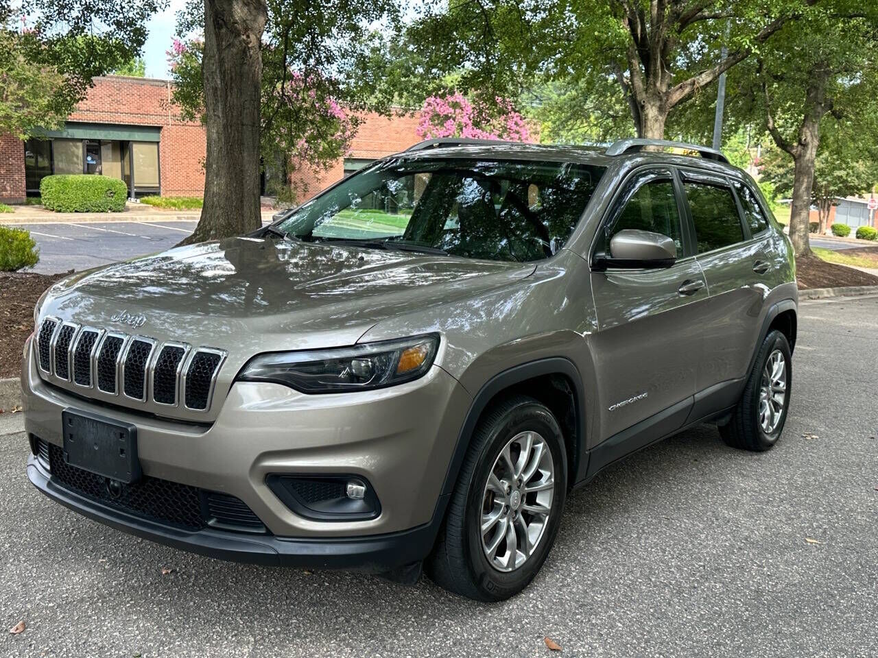 2021 JEEP Cherokee