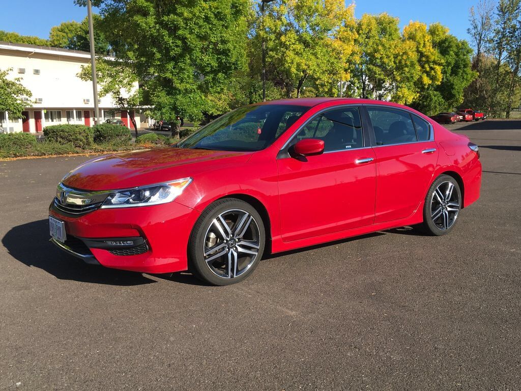 2017 HONDA Accord