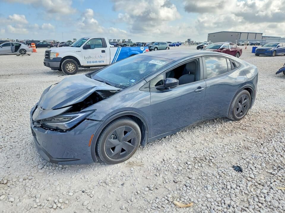 2024 TOYOTA PRIUS