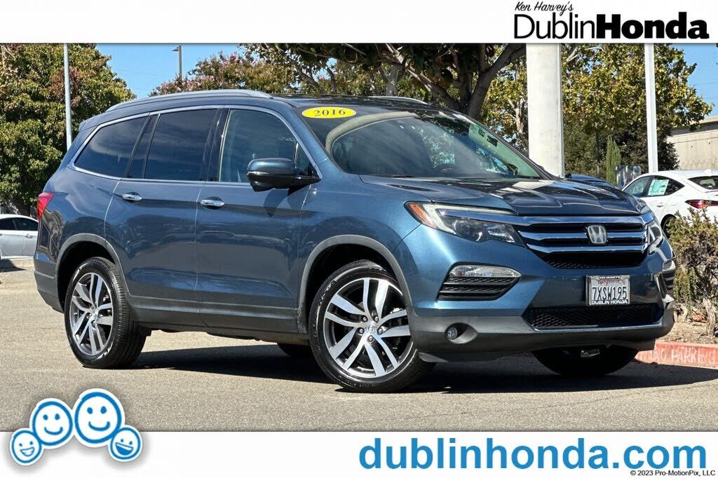 2016 HONDA Pilot