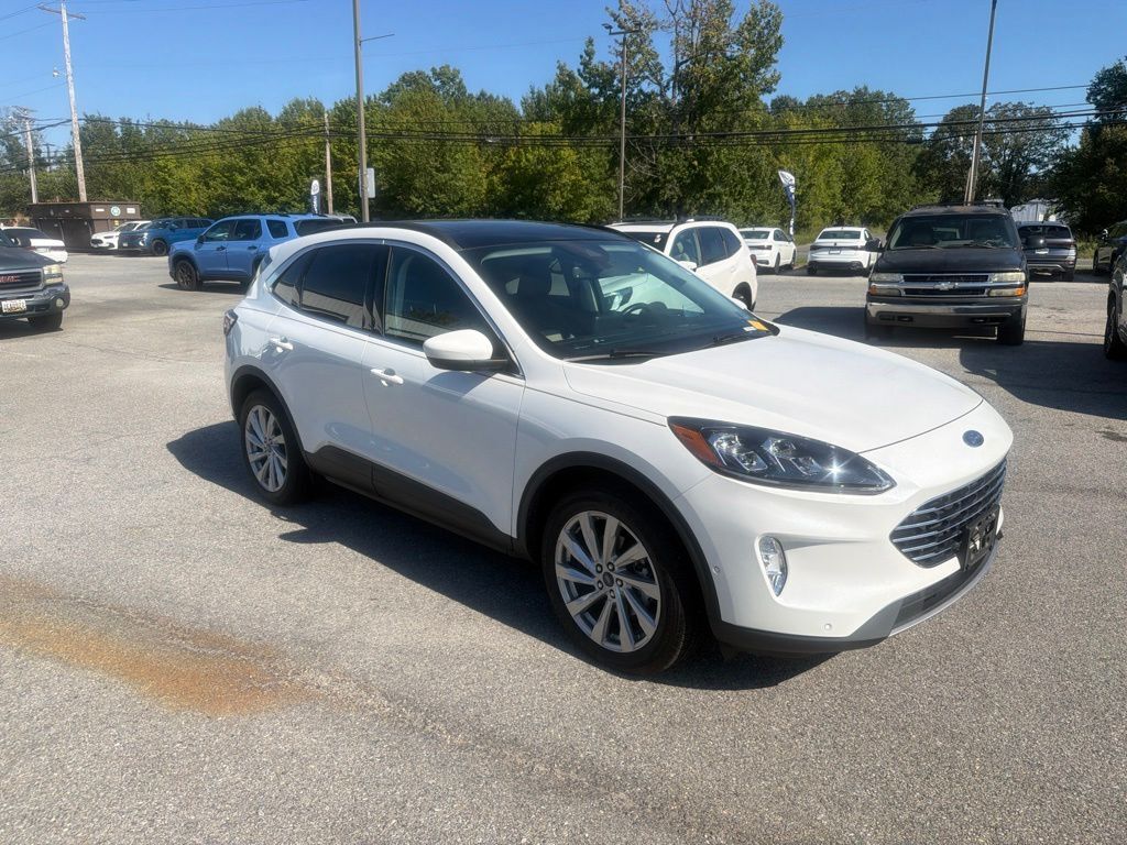 2022 FORD Escape