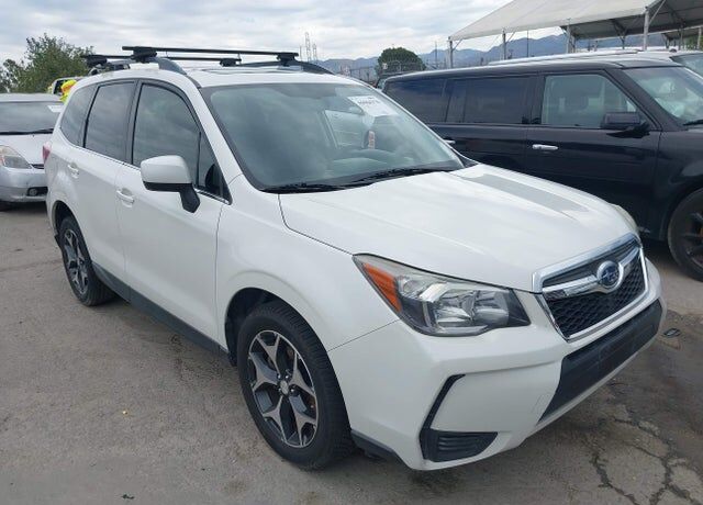 2016 SUBARU Forester