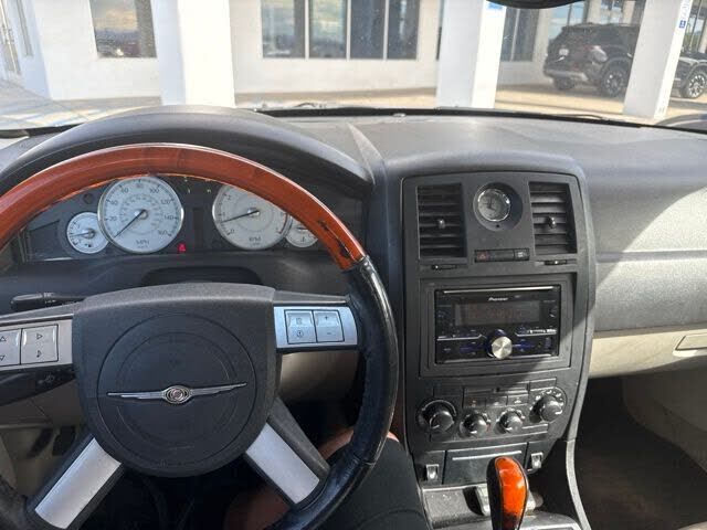 2005 CHRYSLER 300C