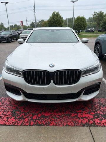2017 BMW 750i / B7