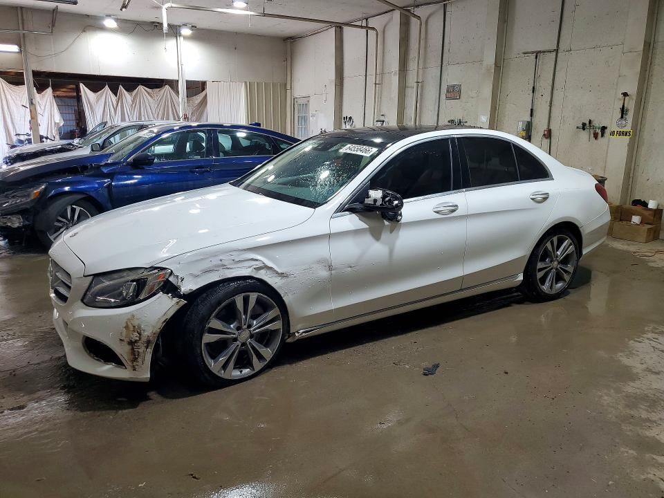 2016 MERCEDES-BENZ C-Class
