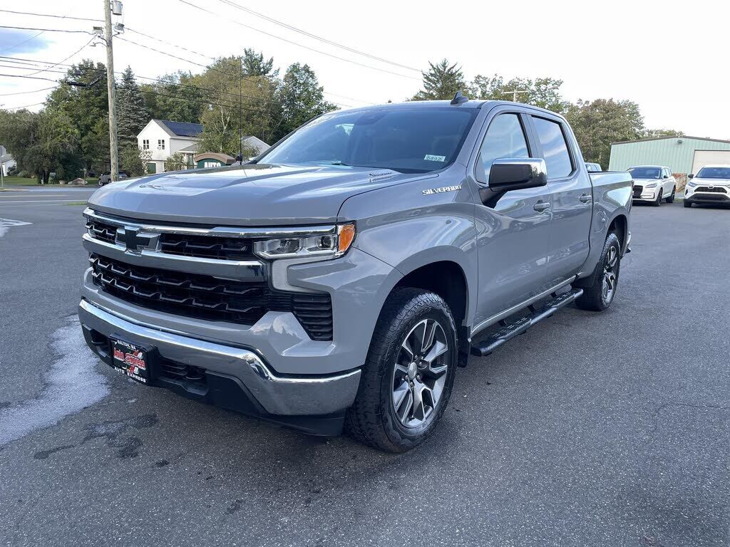 2024 CHEVROLET Silverado