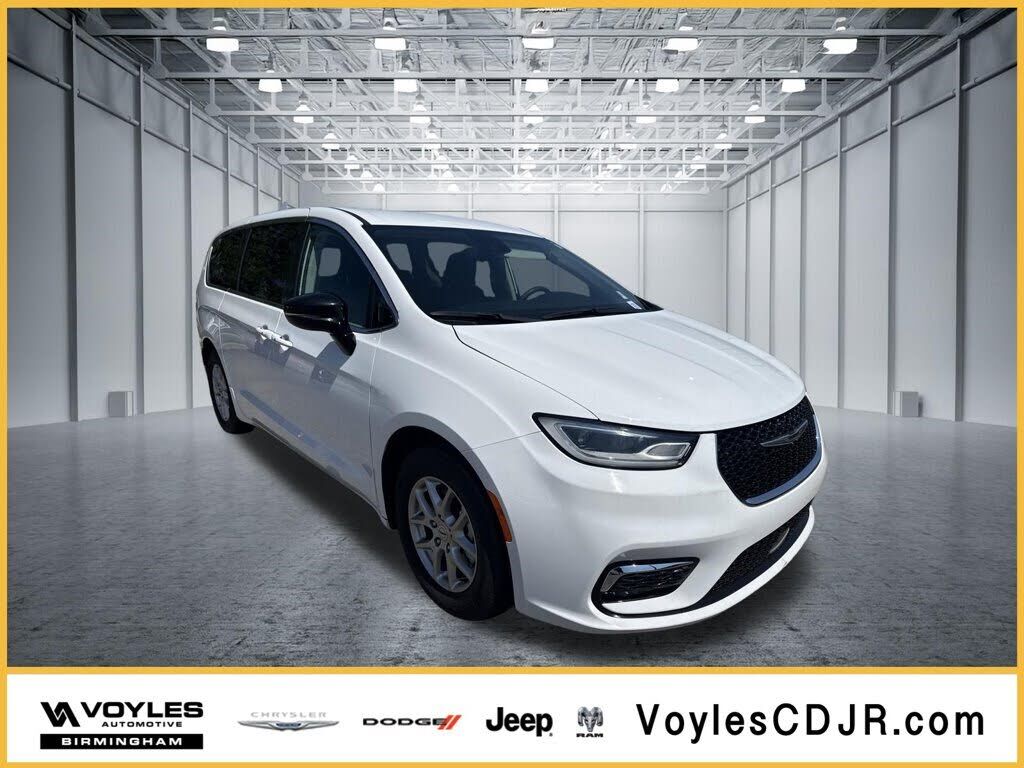 2024 CHRYSLER Pacifica
