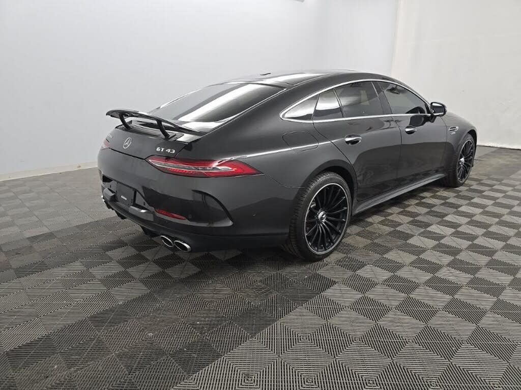 2022 Mercedes-Benz AMG GT