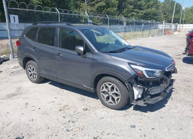 2021 SUBARU Forester
