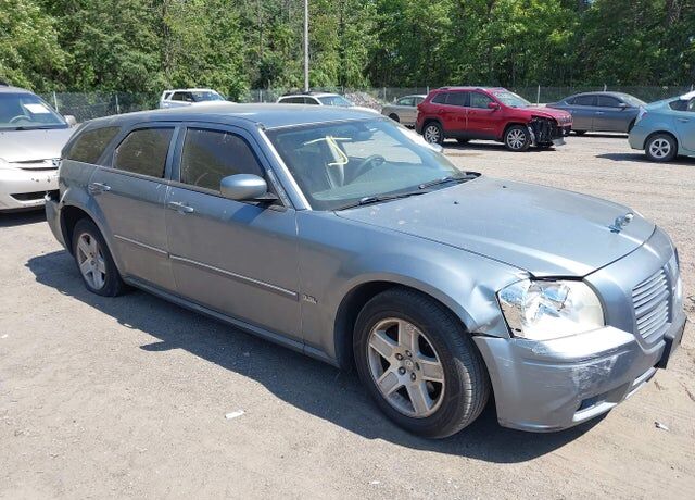 2006 DODGE Magnum