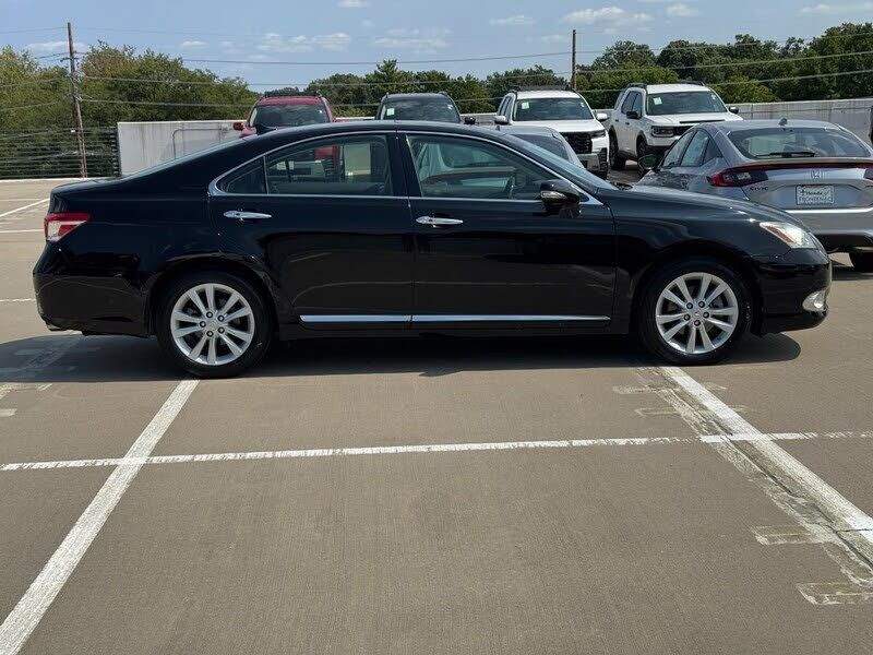 2011 Lexus ES