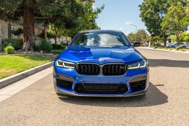 2022 BMW M5