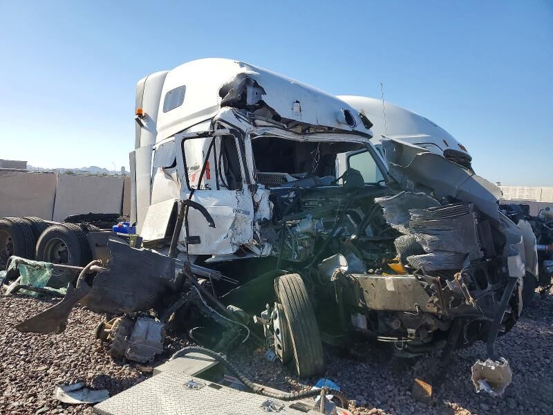2024 VOLVO TRUCK VNL