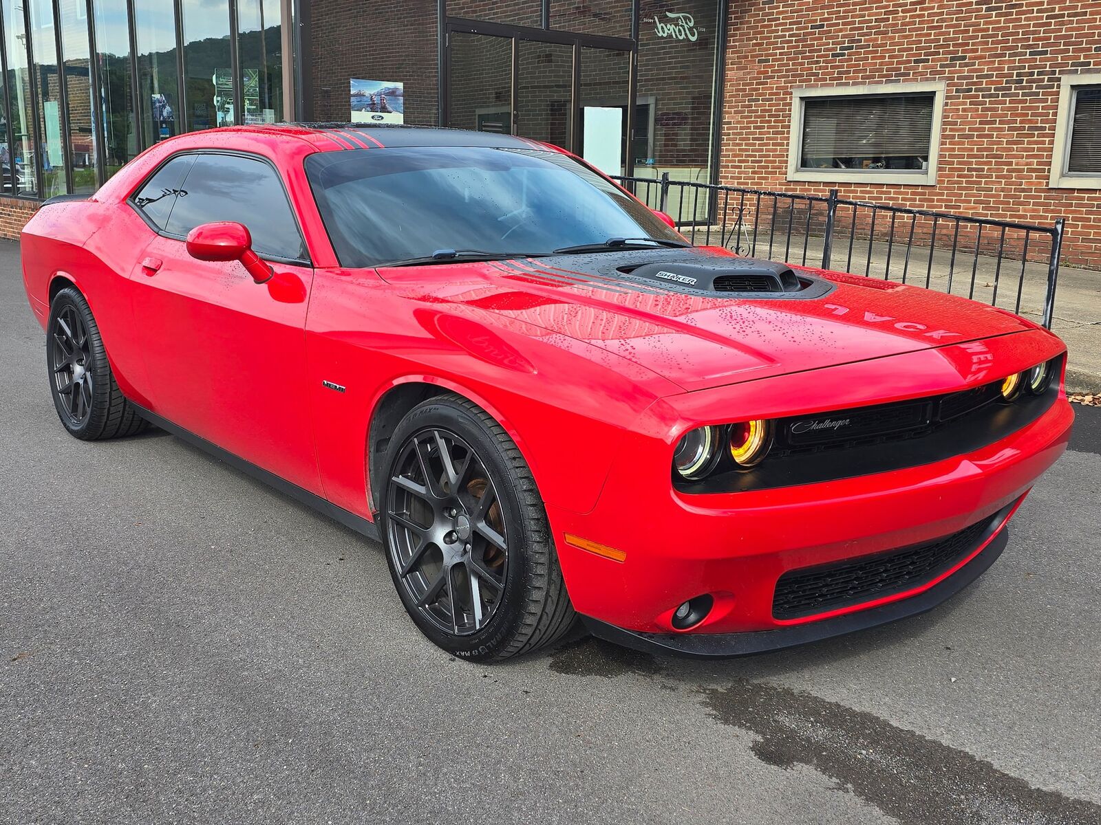2016 DODGE Challenger
