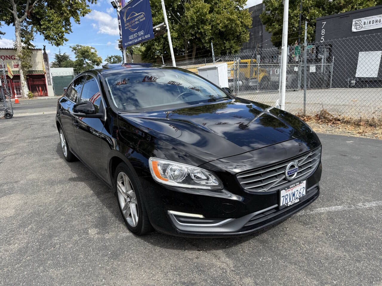 2015 VOLVO S60