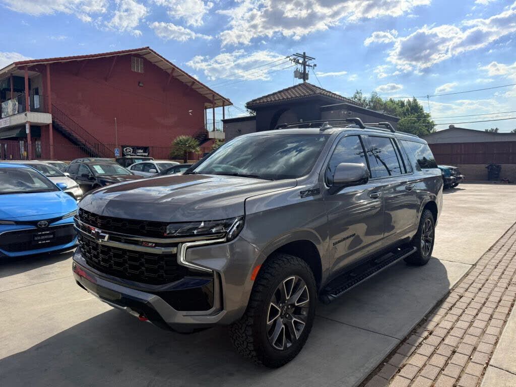2021 CHEVROLET Suburban