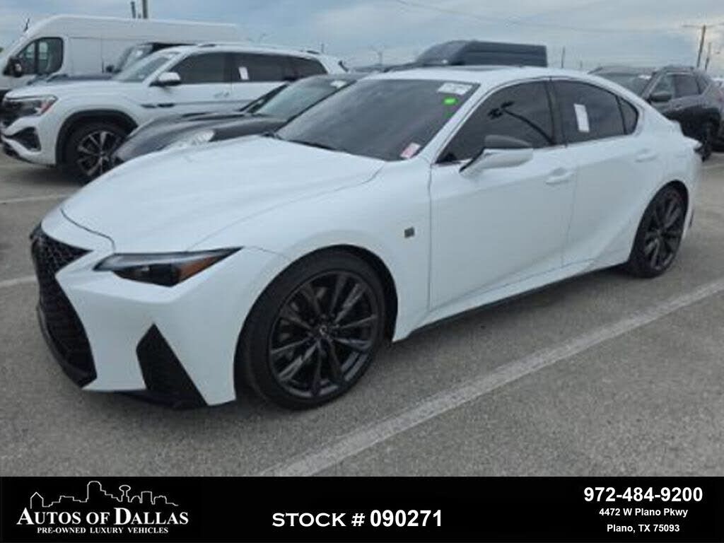 2025 LEXUS IS