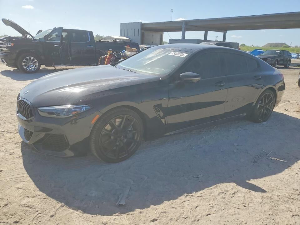 2021 BMW M8