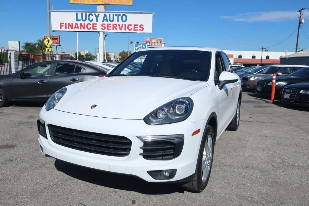 2018 PORSCHE Cayenne