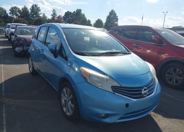 2015 NISSAN Versa