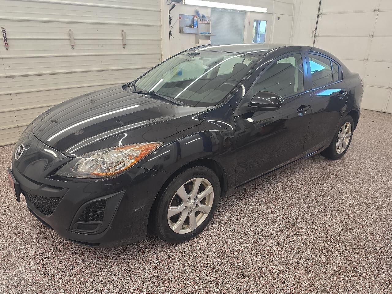 2011 MAZDA Mazda3