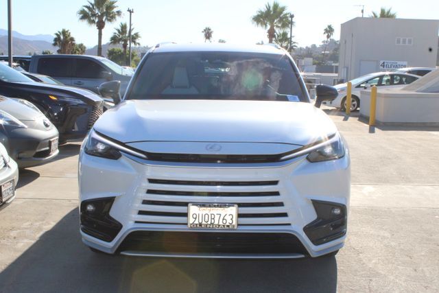 2025 Lexus TX