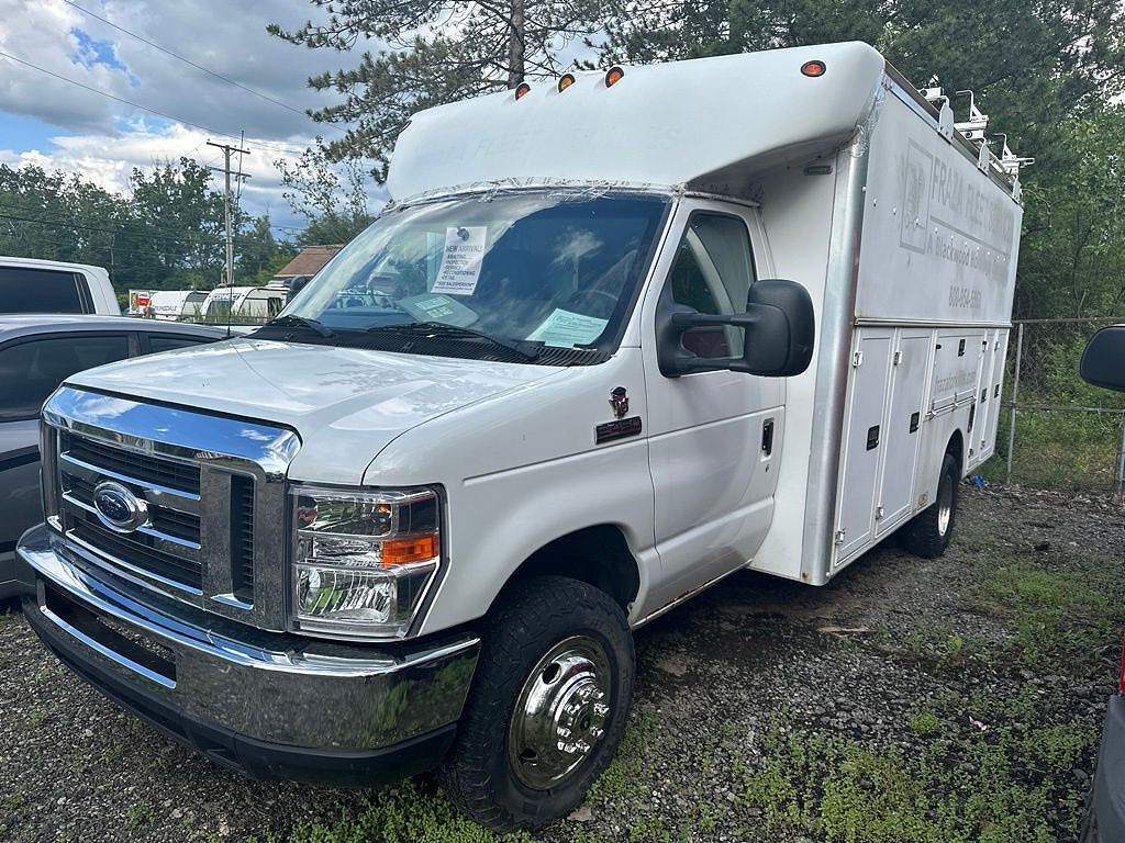 2016 FORD E-450