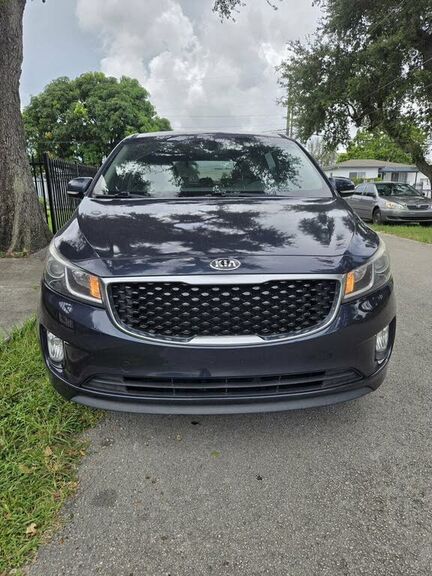 2016 KIA Sedona