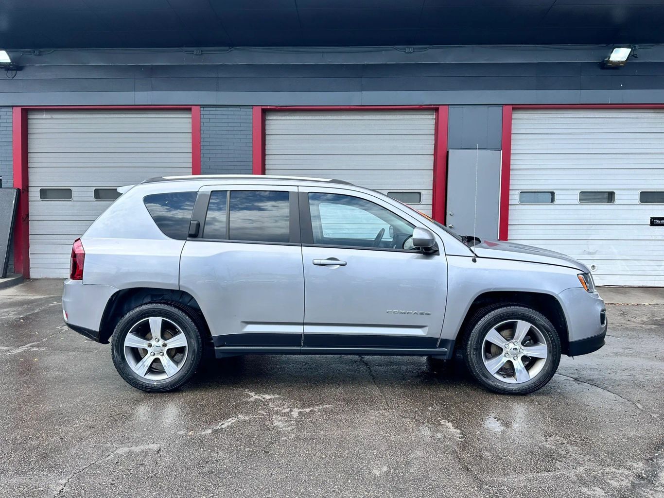 2017 JEEP Compass