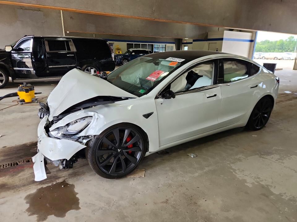 2020 TESLA Model 3