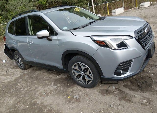 2024 SUBARU Forester