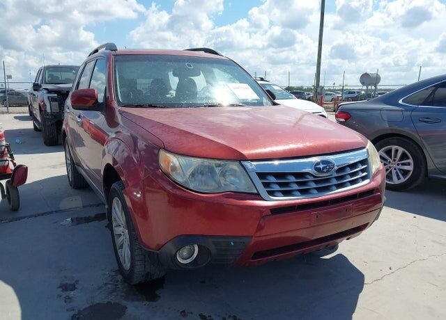 2013 SUBARU Forester